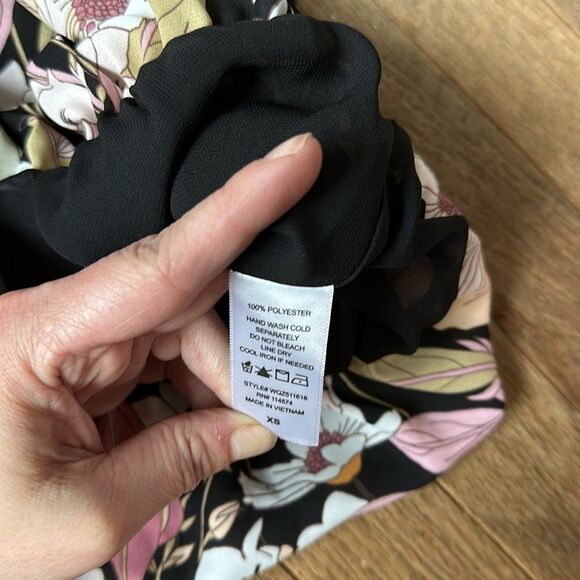 Pleione bubble top black‎ floral blouse top cropped size XS - Picture 7 of 10